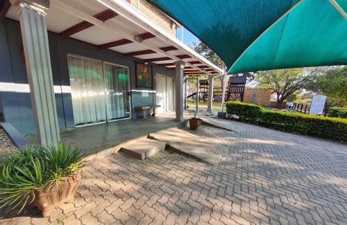Kgetlengrivier House | N4 Guest Lodge