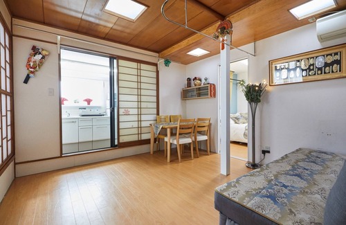 Okubo Apartment | N7-Tokyo Shinjuku Good Location + Clean Room! Convenient for sightseeing and from the airport.