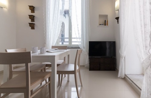 Naples City Centre Apartment | NA-F839-FIGU2B2 - Figurari 2 B