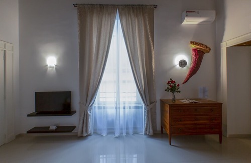 Naples City Centre Apartment | NA-F839-FIGU2F3 - Figurari 2 F