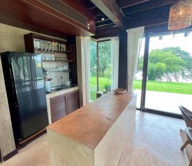 Chiang Khan Resort | Nachan The Antique Courtyard