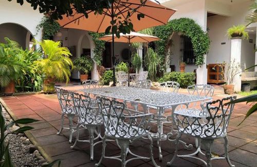 Tapachula Hotel | NAH SAM CHAK La Casa Rosada