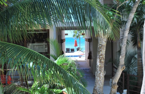 Akumal Apartment | "Nahil 12" Garden View Studio Condo With Beautiful infinity Pool On the Beach