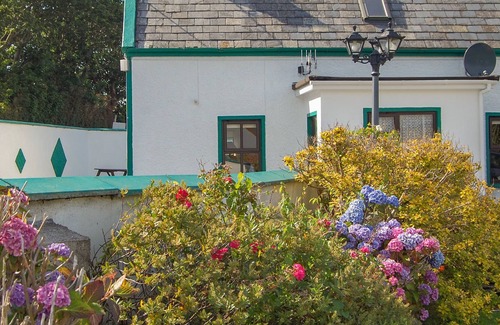 Caherkeen Cottage | NANA'S HOUSE, pet friendly, with open fire in Allihies, County Cork