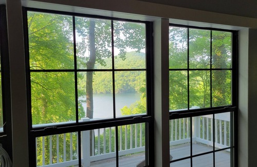 Topton House | Nantahala Lakeview, Wi-fi, Pet friendly*, firepit, pool table, hiking-boating