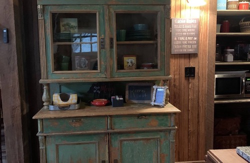 Hayesville House | Nantahala River front cabin adjoining National Forest
