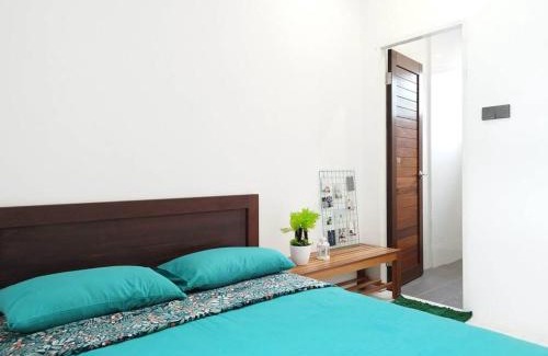 Sibu House | Nanyang Homestay 10 pax Free Wifi & Washer-1st Floor