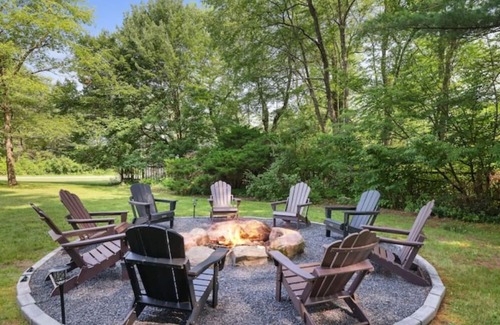 Pocono Pines House | Naomi Lake Guest House