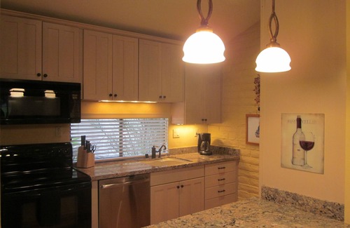 Napa Condo | Napa Charm on Silverado Course; Spa, hills, Wineries, great restaurants nearby