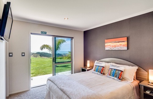 Eskdale Bed & Breakfast | Napier Bed & Breakfast Tequila Sunrise