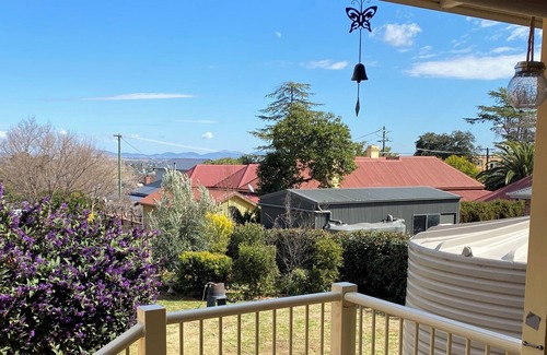 East Tamworth House | NAPIER ST HIDEAWAY EAST TAMWORTH