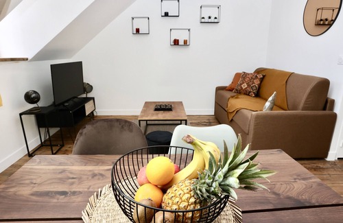 Pontivy Apartment | Napoléon Gare 8 ★ T2 ★ Dernier Etage ★ ByLocly