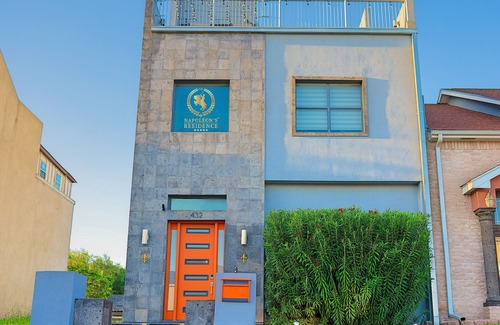 McAllen House | ♟ Napoléon’s Residence ™