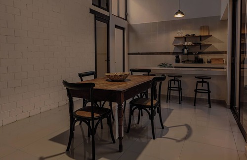 Zona Centro House | Narrativ Lofts - Serena - Beautiful Colonial Suite