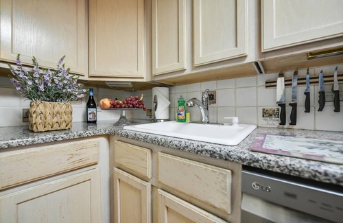 Princeton Condo | Nassau Condo in the Heart of Princeton w Parking