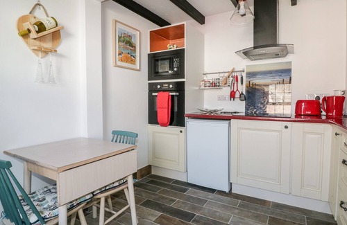 Par House | NASTURTIUM COTTAGE, pet friendly in St Blazey