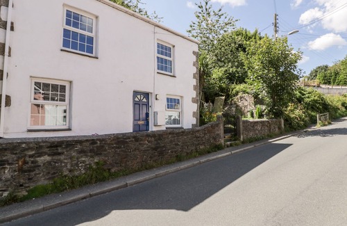 Par House | NASTURTIUM COTTAGE, pet friendly in St Blazey