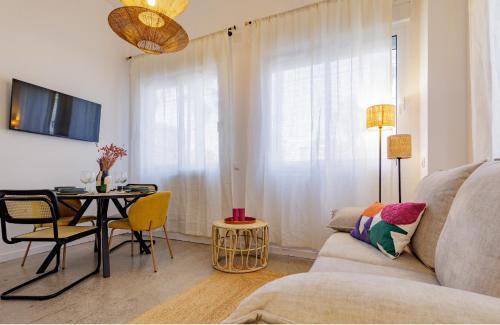 Benicalap Apartment | Naturaloft