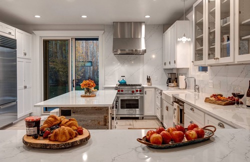 Jackson House | Nature & Adventure at Your Door of this Modern Mtn. Retreat! | Abode at Palomino Ridge