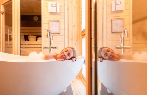 Steinborn Ski Chalet | Nature and luxury in the Volcanic Eifel for the whole family (including pets)