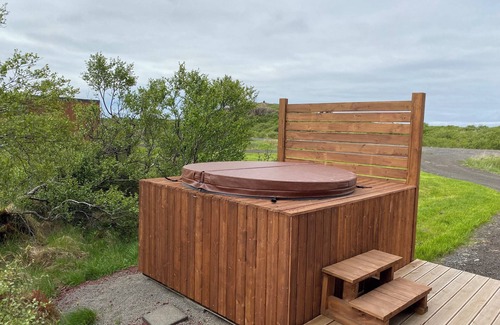 Borgarnes Cottage | Nature and Mountain view