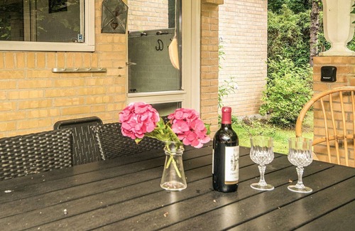 Ans House | Nature Cottage with Terrace by Gudena