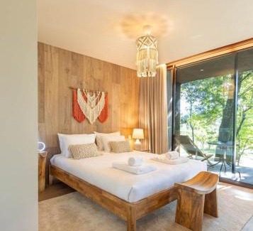 Barroselas House | Nature Escape with Pool & BBQ