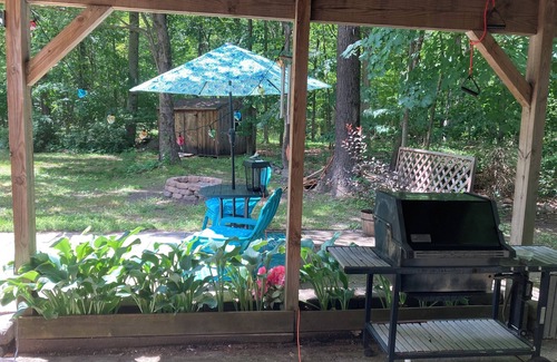 New Paltz Apartment | Nature Lover's Secluded Hideaway! Available August 8th -September 8th, 2023