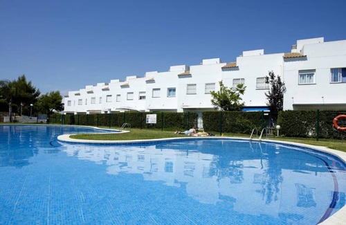 Cap de Salou Ski Chalet | NATURE PLUS - Barbecue - Jacuzzi - Pool