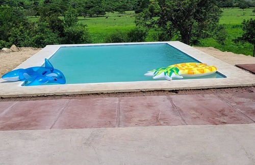 Isla Conchagaita House | Nature retreat wonderful accommodations with swimming pool near Laguna Olomega