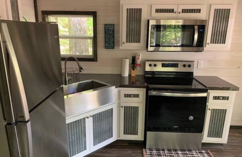 Jacksons' Gap Cabin | Nature’s Cove Cabin B-kayaks/fire pit/pet friendly
