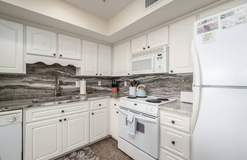 Cedar Key Condo | Nature's Landing A102 Budget Rates Downtown Unit