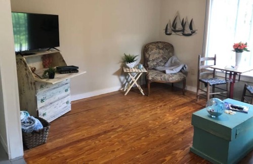 Jack's Hill Apartment | Nature Valley Villa - 1BR Apartment Unit # 3