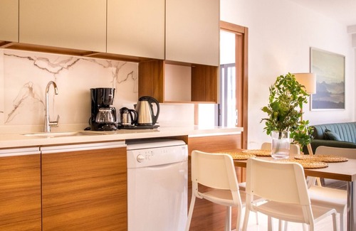 Gulbahce Mahallesi Apartment | Nature View Flat with Garden in Urla, Izmir