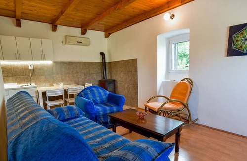 Kovaci House | Nature View House w Terrace Near Beach in Budva