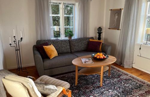 Skovde Municipality Villa | Naturskönt boende nära Skövde