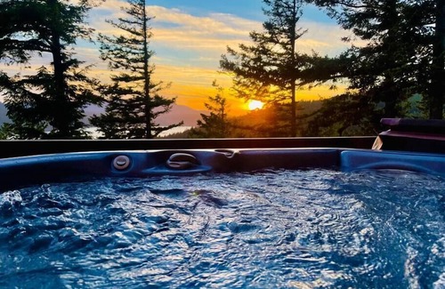 Rosario House | Nautical Cabin with Best view on Orcas Island