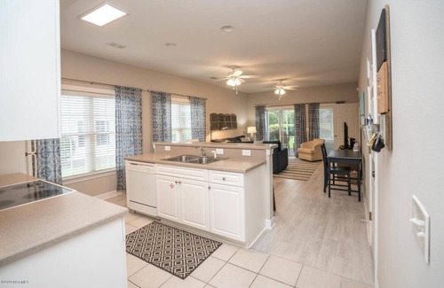 Sea Trail Condo | Nautical Living with a touch of Golf (3701)