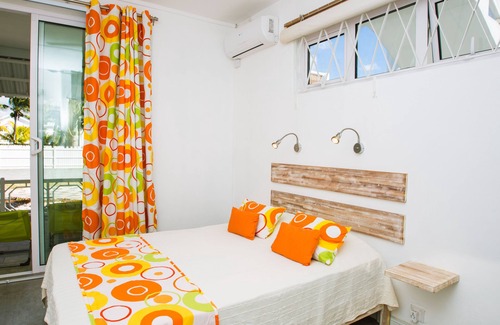 Trou aux Biches House | Nautile: Lovely garden side apartment on Trou aux biches beach