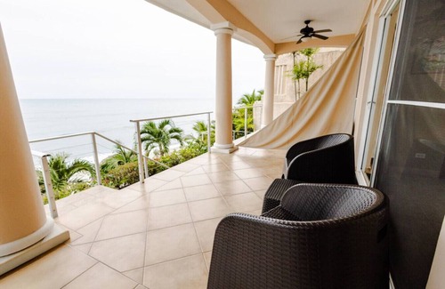 Boca Corona Apartment | Nautilus– Oceanfront Ground-Floor Studios