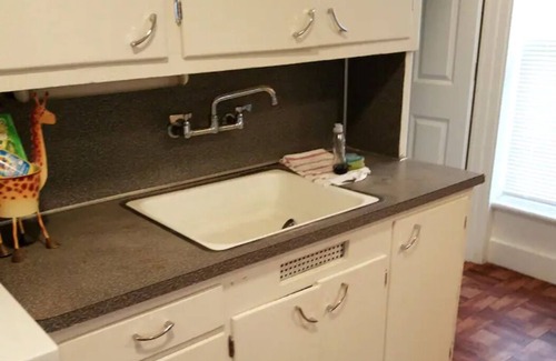 Fort Wayne Apartment | Navy Lime, a quant place to stay