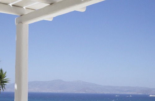 Maragas Villa | Naxos Aigli Junior villas & Master villa.dream blue.think light.