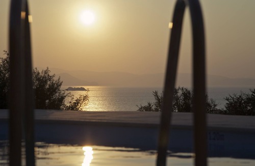 Maragas Villa | Naxos Aigli Junior villas & Master villa.dream blue.think light.
