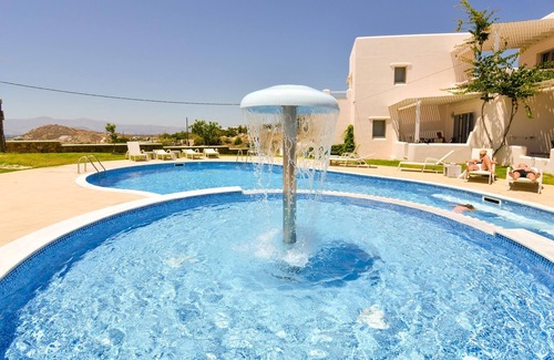 Agios Prokopios Villa | Naxos Relaxing Villa with pool 8