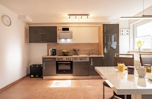Bitz Apartment | nBitzer Blick Feel at home! 2 rooms, fully equipped kitchen
