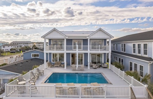 Kure Beach House | nBrand NEW luxury oceanfront, panoramic ocean views,8 bedrooms, private pool