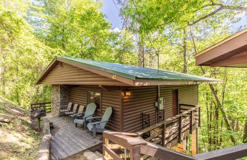 Bryson City Cabin | NC Cabin in Bryson City, Near NOC and Hiking! Smokey Mountains