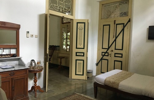 Banguntapan House | nDalem Natan Royal Heritage