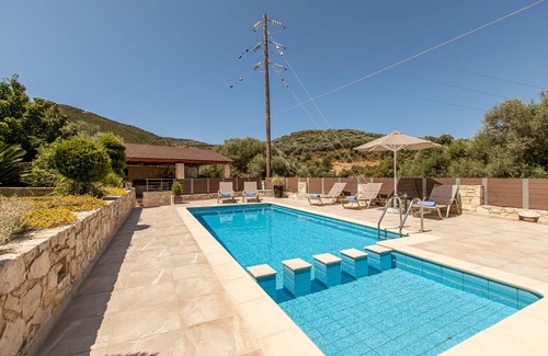Vatolakkos Villa | Neaira Villas - Villa no1 with private pool