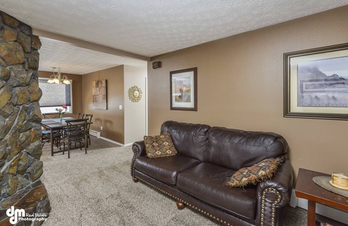 Turnagain Condo | Near Anchorage Airport, Lake Hood and the Cook Inlet Coast